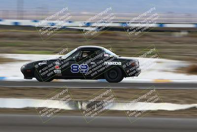 media/Nov-16-2025-CalClub SCCA (Sun) [[2975c16dfc]]/Group 4/Turn 1/